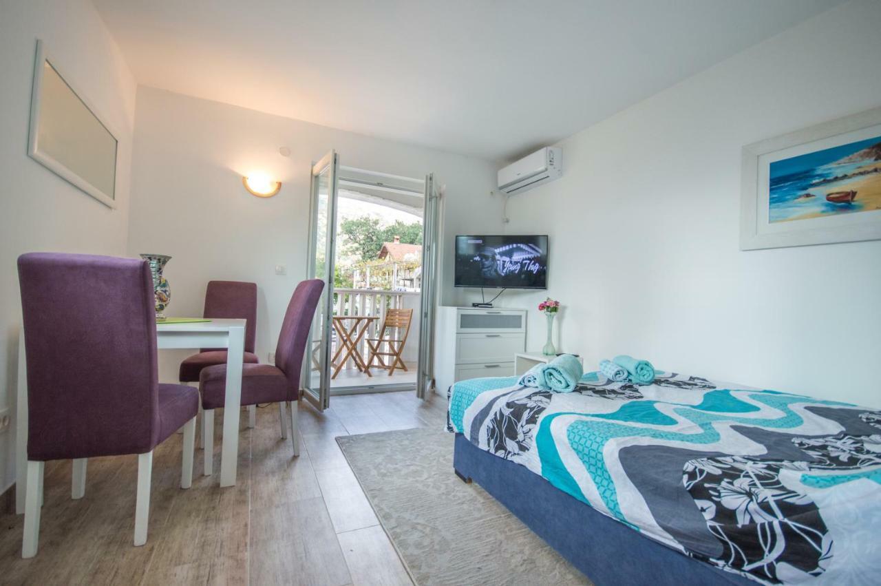 Queen Teuta Otel Risan Dış mekan fotoğraf
